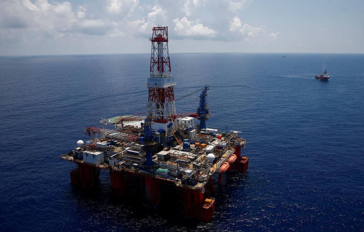 Chinese ship leaves Vietnam's waters after disputed South China Sea surveys