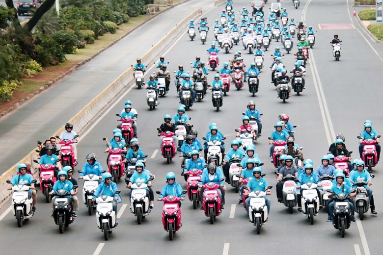 Jakarta administration, residents join forces to promote electric vehicle use