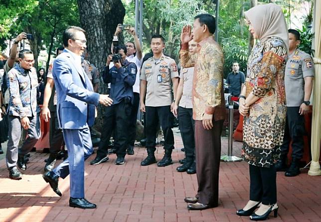 Former Bareskrim head Idham Azis inaugurated as National Police chief