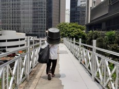 'We listened to the majority': Agency claims most Jakartans approve of roofless pedestrian bridge
