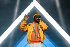  Qantas rejects accusation of in-flight racism made by will.i.am  