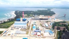 Newly energized: PT Tenaga Listrik Bengkulu is building and operating a new coal-fired plant with a total capacity of 200 megawatts at Teluk Sepang beach, Bengkulu. The project aims to increase the power supply and propel the region&rsquo;s economy. 