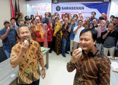 East Java administration, poultry farmers dismiss report on contaminated eggs but promise further research