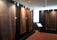Exhibition showcases Islamic influences on batik