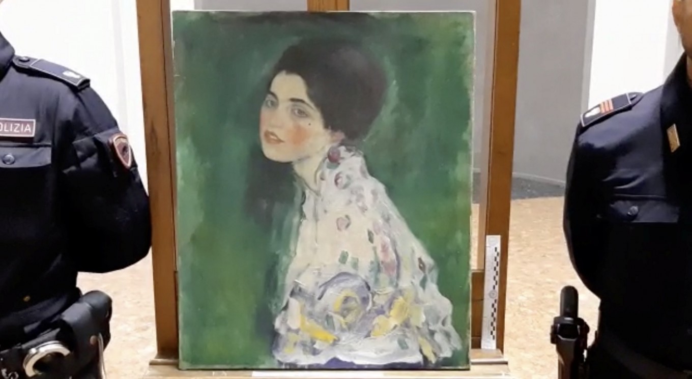 Italian Police Think Stolen Klimt Masterpiece Found Hidden Behind
