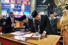Anies’ team of aides under scrutiny over budget, performance 