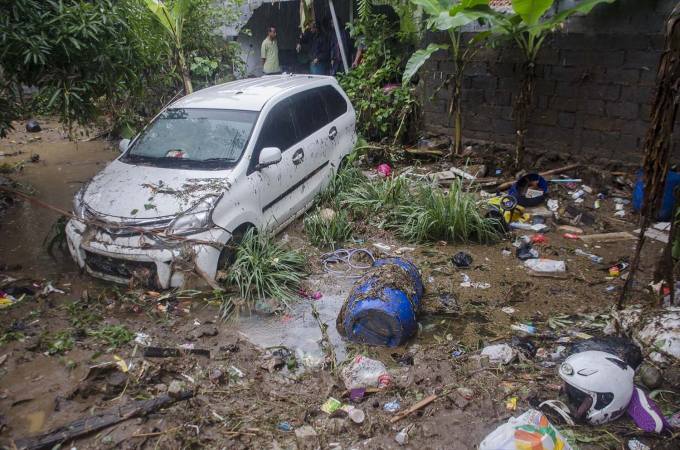 West Java declares emergency over floods, landslides as death toll rises