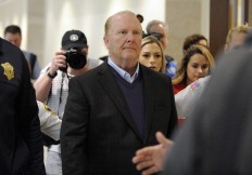 New York opens celebrity chef probe after sex assault deal