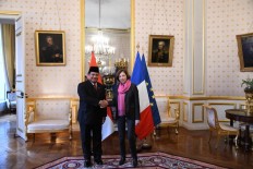 Prabowo plays down report suggesting Jakarta wants to buy Rafale jets from France