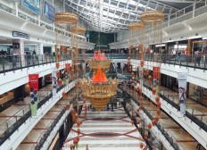 Education, food outlets rule Jakarta malls as department stores give way