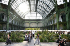 Chanel calls time on extravagant Paris fashion shows