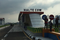Transjakarta's CSW bus stop in South Jakarta. The groundbreaking ceremony for the integration between the Transjakarta bus stop and the ASEAN MRT station on the old Centrale Stichting Wederopbouw (CSW) intersection in Kebayoran Baru, South Jakarta, was held on Wednesday.