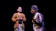 Nanik Indarti engages dwarfs in theater to challenge stereotyping