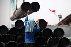 Jokowi aims to strengthen local iron and steel industry to curb imports