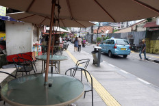 The good old days: Digital age dims the lights of Jl. Jaksa