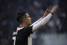 Ronaldo extends scoring streak to keep Juve ahead of Inter, Lazio