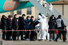 36 evacuated from China to France show virus symptoms: Minister