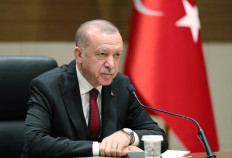 Erdogan defends Turkey religious chief's anti-gay sermon