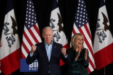 Confusion as delays mar Iowa White House contest