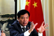 Thousands of Chinese tourists stranded in Bali as govt halts flights to and from China