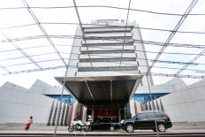 Capital city relocation and government property management