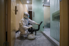 China virus crisis deepens as whistleblower doctor dies