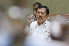 Medical associations to file subpoena for Health Minister over new radiology regulation