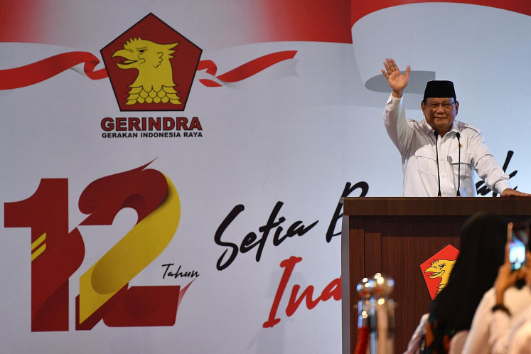 Ketua Dewan Pembina Partai Gerindra Prabowo Subianto menyampaikan pengarahan dalam peringatan HUT ke-12 Partai Gerindra di kantor DPP Partai Gerindra, Jakarta Selatan, Kamis (6/2/2020). Kegiatan yang dihadiri oleh para kader Partai Gerindra tersebut mengangkat tema Setia Bergerak untuk Indonesia Raya.