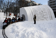 Snow problem for Japan's ice sculpture festival