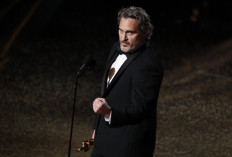 Joaquin Phoenix wins best actor Oscar for 'Joker'