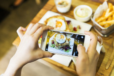 Instagram rolls out new features to aid food businesses amid pandemic