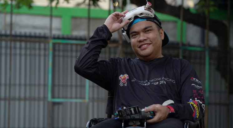 OneGlove: Beyond speed and limits | Urban Tales