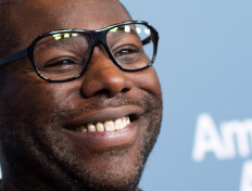 Oscar-winning director McQueen returns to art with Tate show