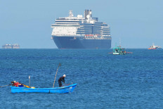 American from cruise ship docked in Cambodia tests positive for coronavirus
