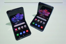 Samsung commercializes Z Flip’s ultra-thin folding glass display for other manufacturers