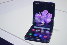 RI smartphone market tightens as Samsung pushes foldable devices