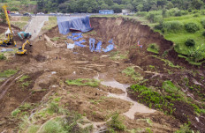 One dead, two injured in West Java landslide
