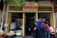 Seven must-try legendary eateries near Bandung town square 