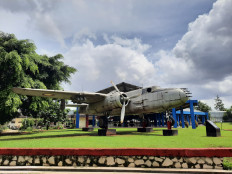 An American-made jet fighter is on display in the backyard of Satriamandala Museum in South Jakarta on Feb. 21. 