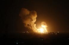 Israeli warplanes hit Gaza, Syria after Palestinian rocket barrage 