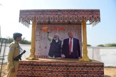 Tycoon and a tea-seller's son: Trump, Modi forge bonhomie 