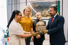 Rare Ethiopian crown, hidden for 21 years in the Netherlands, returns home