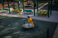 Hong Kong schools to remain closed through easter, SCMP reports