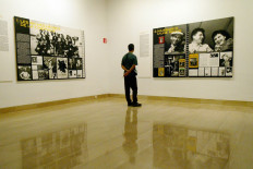 Staff of French film magazine quit en masse