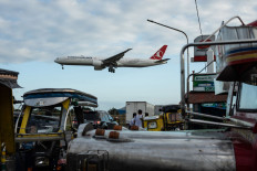 Airlines deploy herpes killer to wipe virus out of cabins