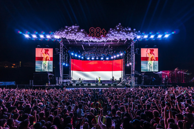 Head In The Clouds Jakarta S Latest Postponed Event As Covid 19 Grips Asia Entertainment The Jakarta Post