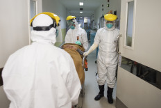 Health Ministry distributes incentives to resident doctors involved in COVID-19 care