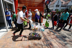 Colombia declares coronavirus state of emergency, orders elderly to stay home