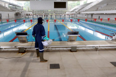 Jakartans give GBK sports complex wide berth in virus crisis