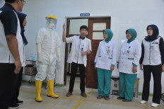 COVID-19: Jakarta records 25 medical personnel testing positive, one dies